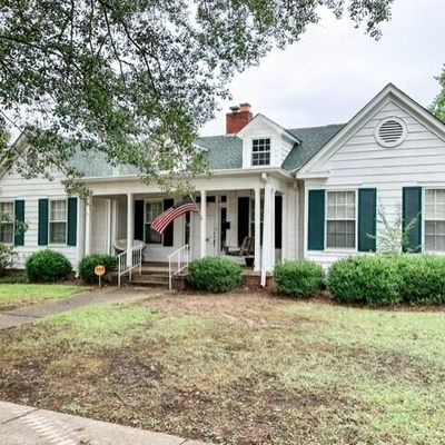 1003 College St, Columbus, MS 39701