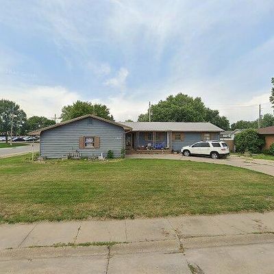 1004 N Howard Ave, Grand Island, NE 68803