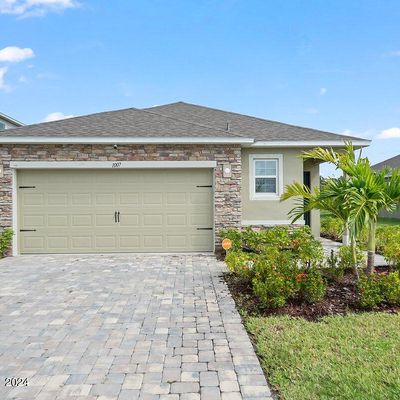 1007 Grantham Ln Se, Palm Bay, FL 32909