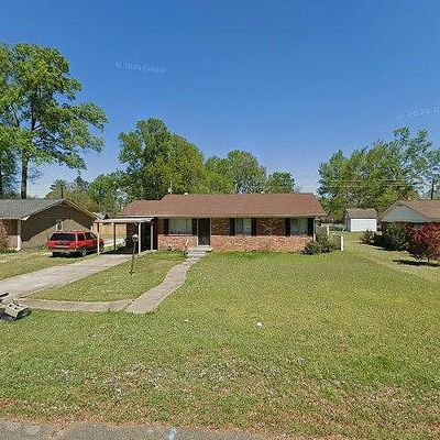 1009 Kendall St, Amory, MS 38821