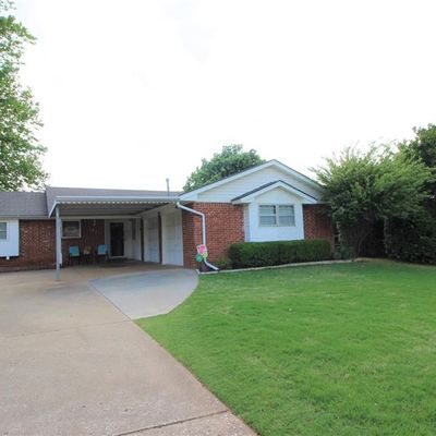 1016 W Silver Meadow Dr, Oklahoma City, OK 73110