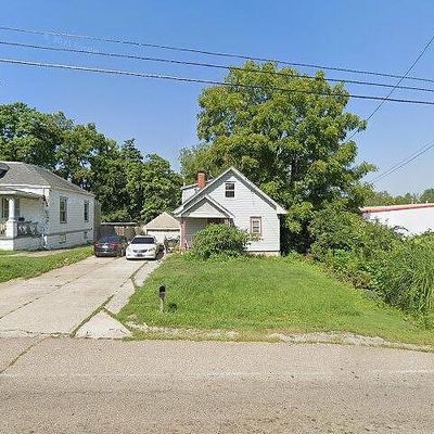 10167 Wayne Ave, Cincinnati, OH 45215