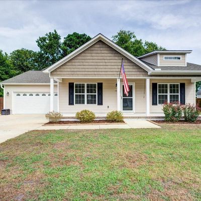 102 Friar Ct, Havelock, NC 28532