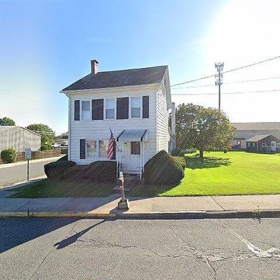 102 N Church St, Bally, PA 19503