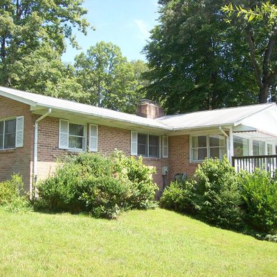 103 Woodland Rd, Fredericksburg, VA 22401