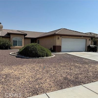 10354 Mendicino Rd, Adelanto, CA 92301