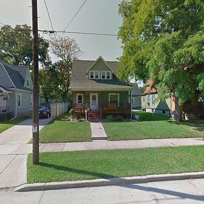 1041 Eastman St, Oshkosh, WI 54901