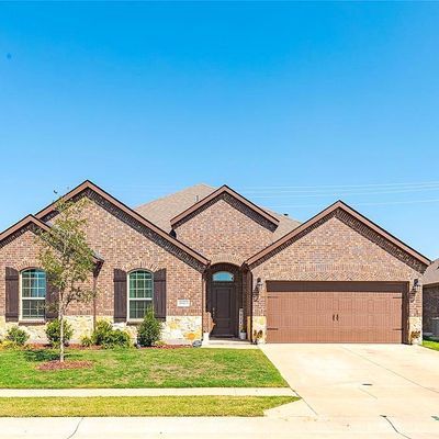 10413 Table Bluff St, Aubrey, TX 76227