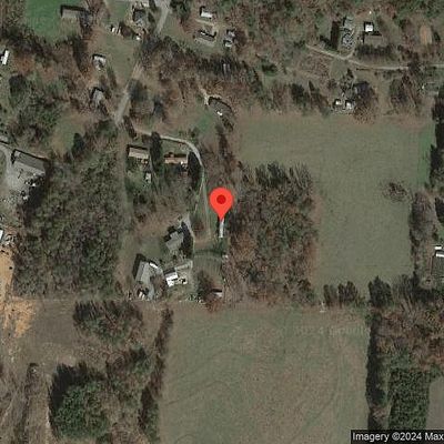 105 N Duncan Hill Ln, Taylorsville, NC 28681