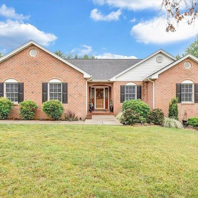 105 Mockingbird Cir, Bedford, VA 24523