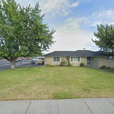 105 W Northshore Dr, Moses Lake, WA 98837