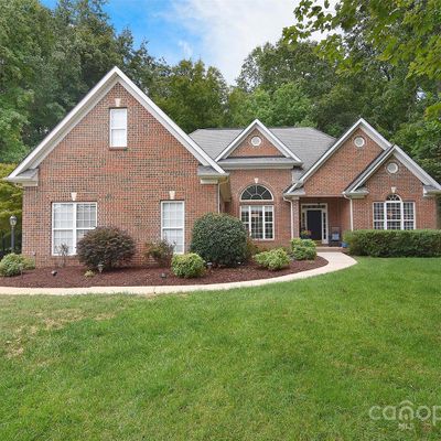 10501 Olde Irongate Ln, Mint Hill, NC 28227