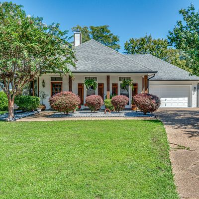 106 Oak Grove Dr, Brandon, MS 39047