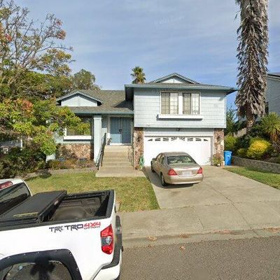 1060 Topsail Dr, Vallejo, CA 94591