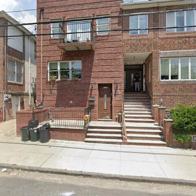 1077 57 Th St, Brooklyn, NY 11219