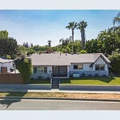 Just East Of Hillhurst Ave.   Walking Distance Cl, Los Angeles, CA 90026