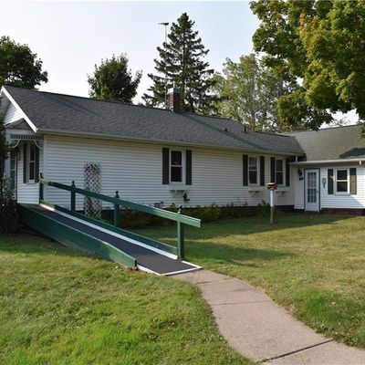 115 E Park Ave, Luck, WI 54853