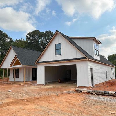 11565 New Cut Rd, Campobello, SC 29322