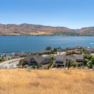 116 Crystal Crest Dr, Chelan, WA 98816