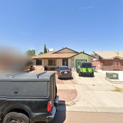 11665 Stockmeyer Dr, El Paso, TX 79936