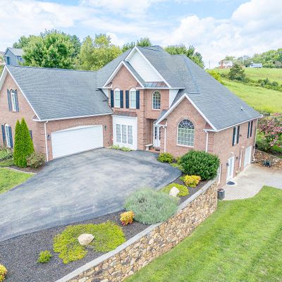 117 Walnut Manor Dr, Fincastle, VA 24090