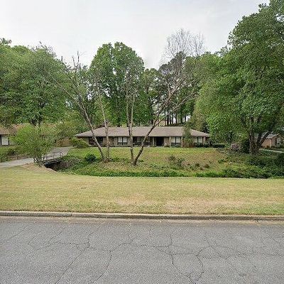 1175 Oakhaven Dr, Roswell, GA 30075