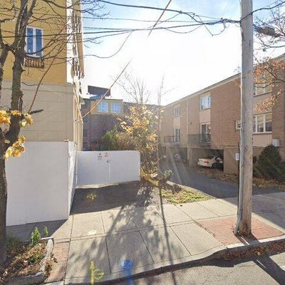 120 Wooster St #Q, New Haven, CT 06511