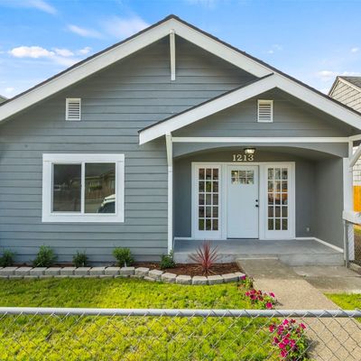 1213 Lincoln St, Hoquiam, WA 98550