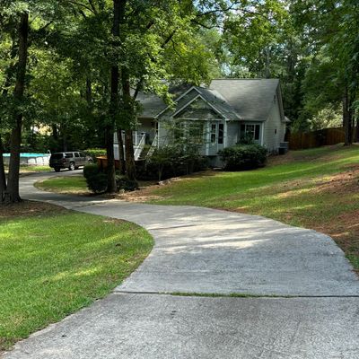 122 Cambridge Drive N, Milledgeville, GA 31061