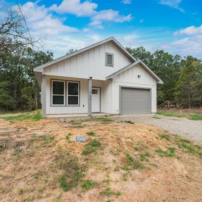 122 Little Feather Rd, Mabank, TX 75156