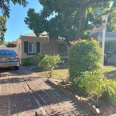 12432 Huston St, Valley Village, CA 91607