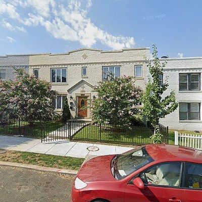 1247 Penn St Ne #1, Washington, DC 20002