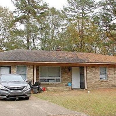 126 Moore Dr, Calhoun City, MS 38916