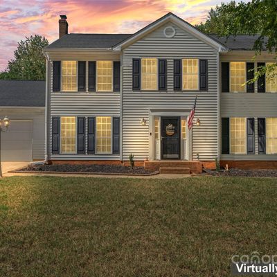 12621 Cedar Fall Dr, Huntersville, NC 28078