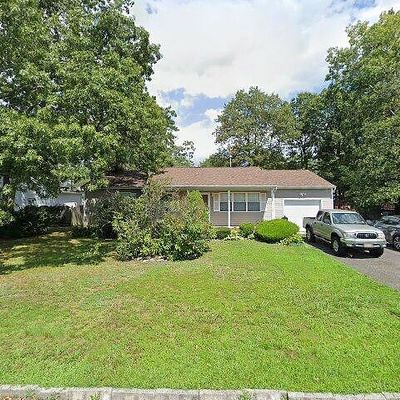 108 Mizzen Ave, Manahawkin, NJ 08050