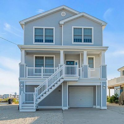 108 W Winifred Ave, Beach Haven, NJ 08008