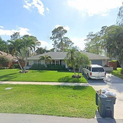 1091 Primrose Ln, Wellington, FL 33414