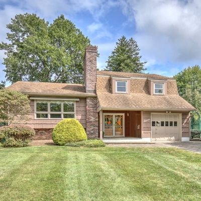 11 Maple Ave, Mendham, NJ 07945