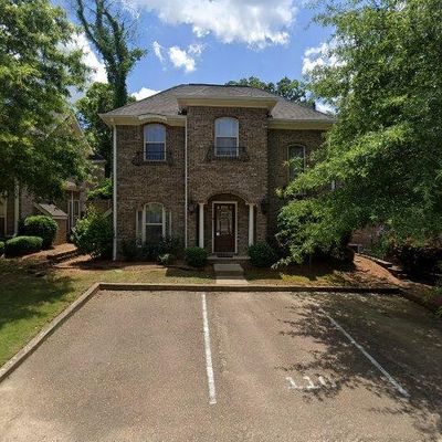 110 Falls Grove Dr, Oxford, MS 38655