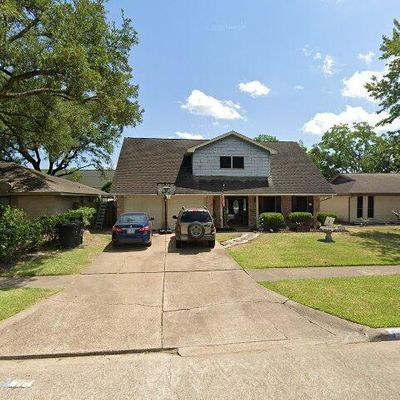 11015 Caribbean Ln, Houston, TX 77089