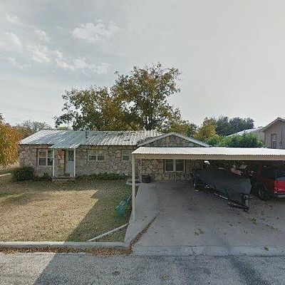 1107 Beall St, Ozona, TX 76943