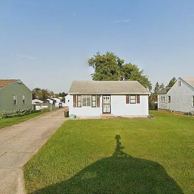 1109 S 1 St St, Marshalltown, IA 50158