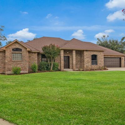 111 Cliffbrook Ln, Cleveland, TX 77327