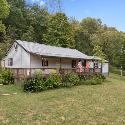 111 Dyer Branch Rd, Gordonsville, TN 38563