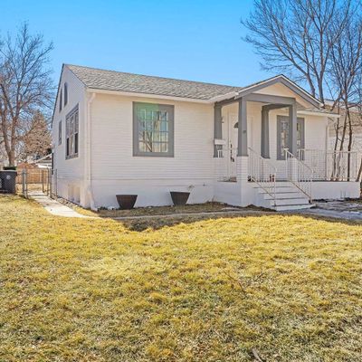 111 E 4 Th Ave, Cheyenne, WY 82001