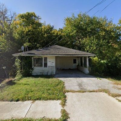 1115 Pearl St, Alton, IL 62002