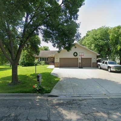 1115 Westside Dr, Fergus Falls, MN 56537