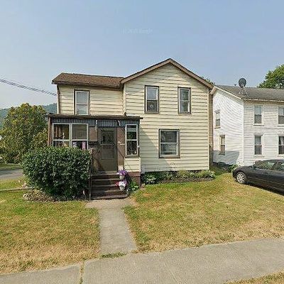 112 S Elmira St, Athens, PA 18810