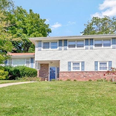 14 King Ct, Wayne, NJ 07470