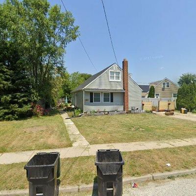 14 Joans Ln, Berlin, NJ 08009